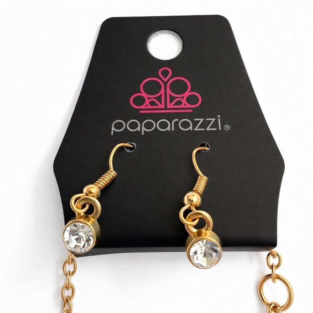 Paparazzi A Mother's Love Gold Heart Necklace Crystal Accent Lobster Clasp - Picture 4 of 5